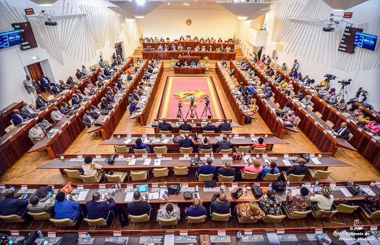 Parlamento aprecia proposta de lei sobre cinematografia aérea