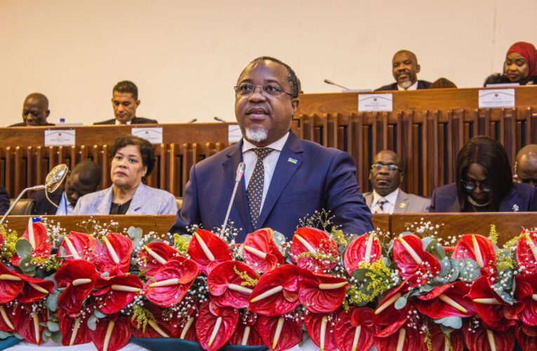 Sua Excelência Chefe da Bancada Parlamentar da FRELIMO – Feliz Avelino Sílvia Por Ocasião da Cerimónia Solene de Encerramento da III Sessão Ordinária da X Legislatura da Assembleia da República